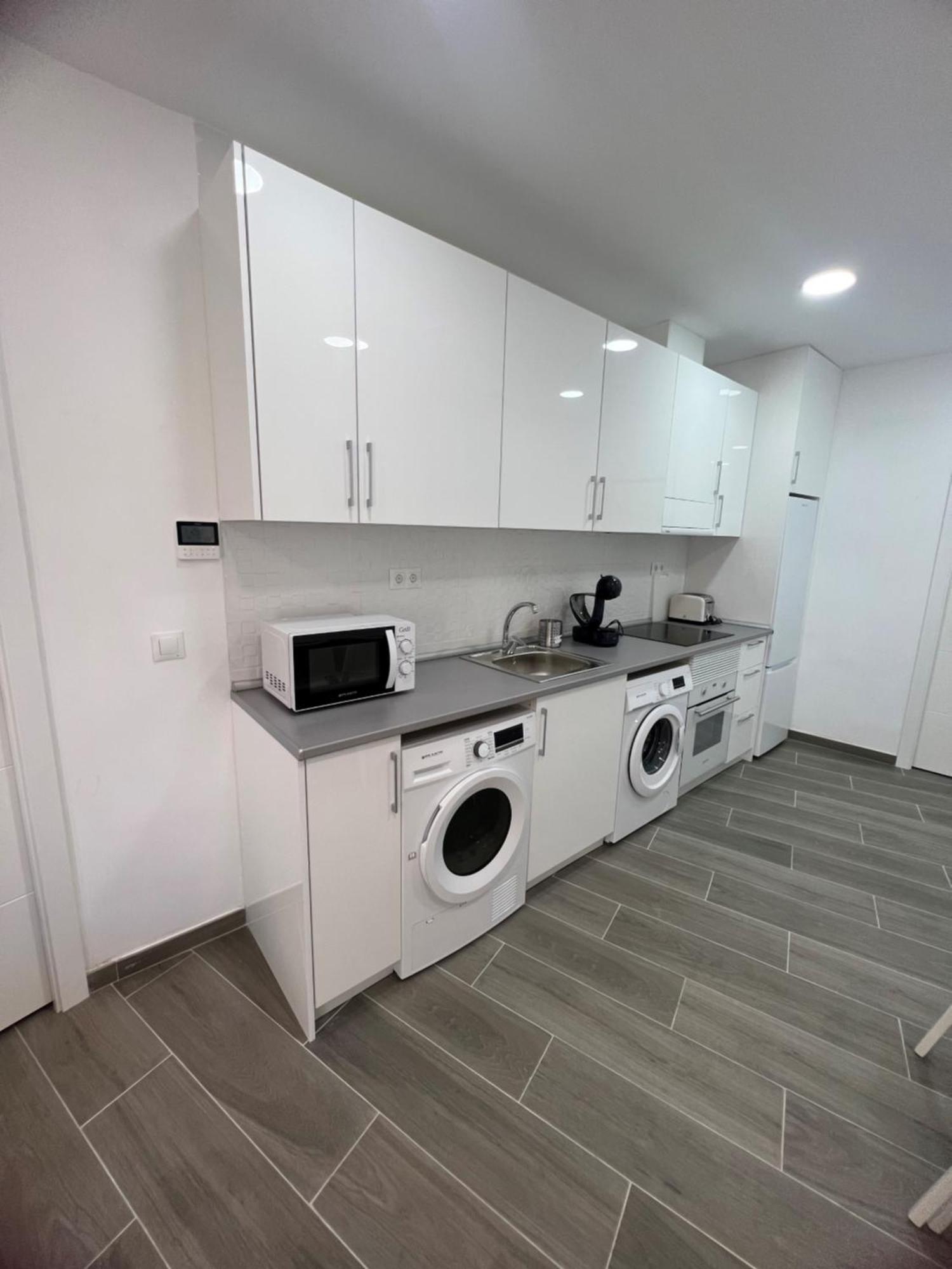 Apartamentos Montalvo Metropolis D Torremolinos Bagian luar foto