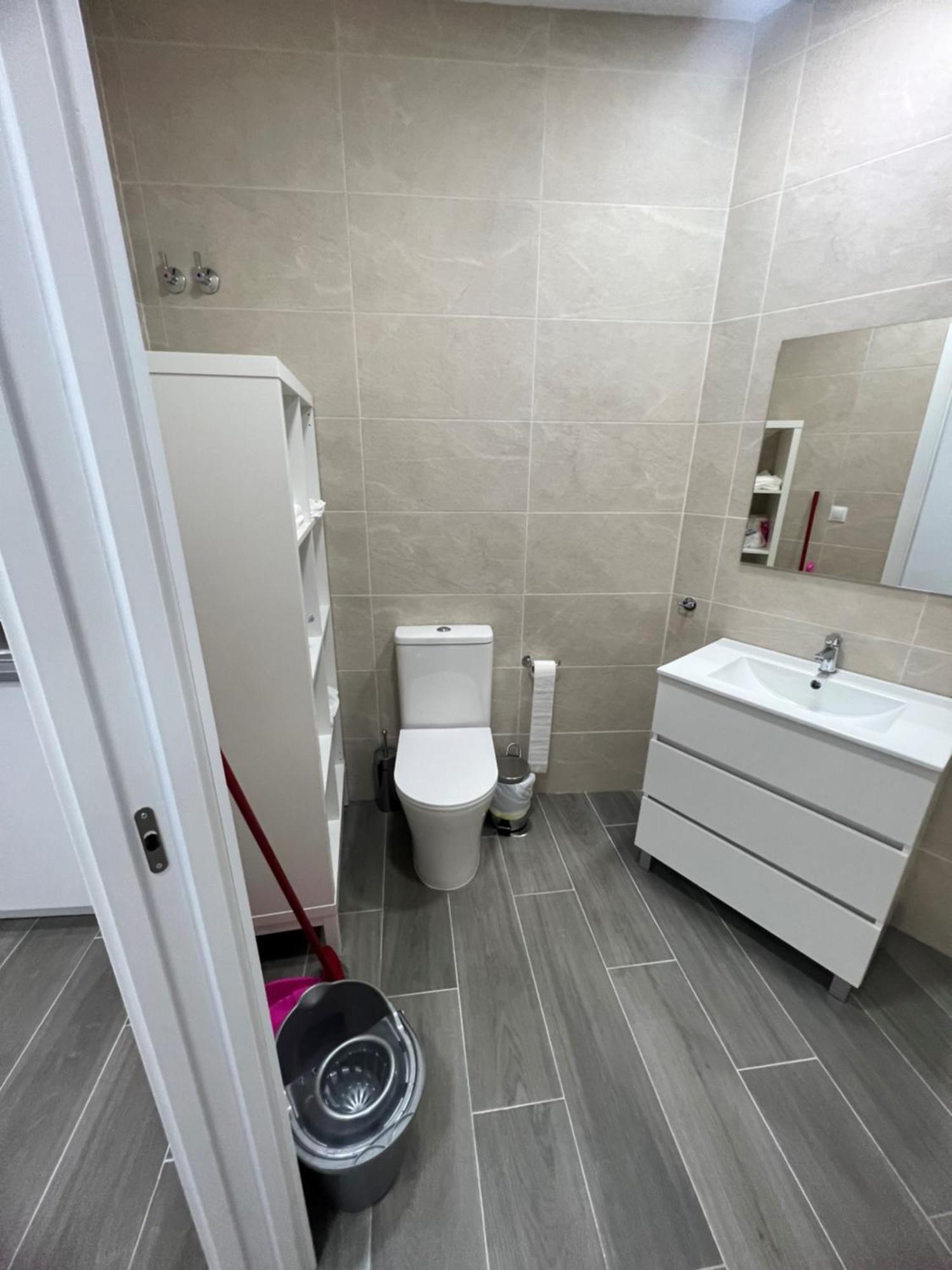 Apartamentos Beachydays Metropolis D Torremolinos Bagian luar foto