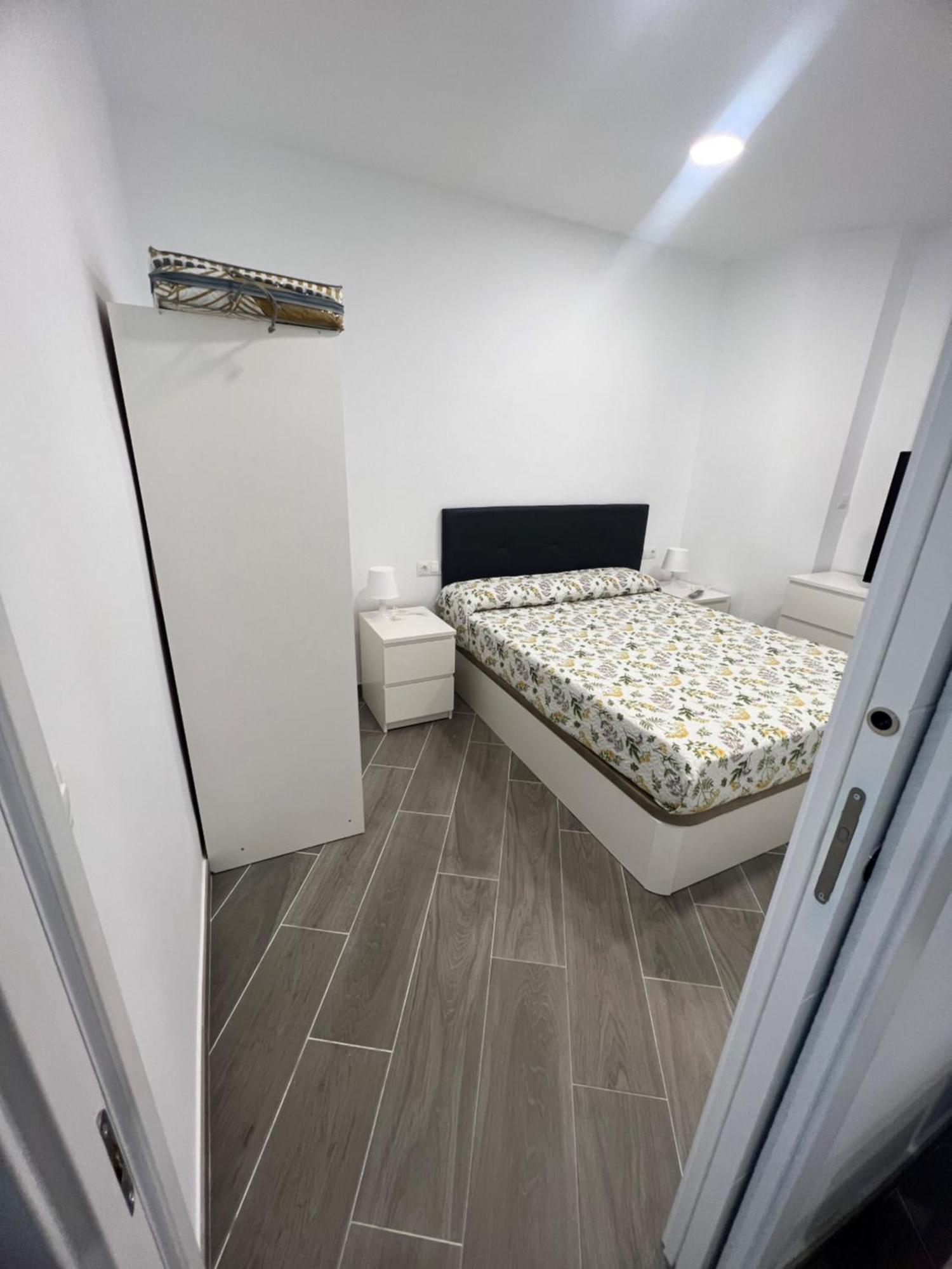 Apartamentos Beachydays Metropolis D Torremolinos Bagian luar foto
